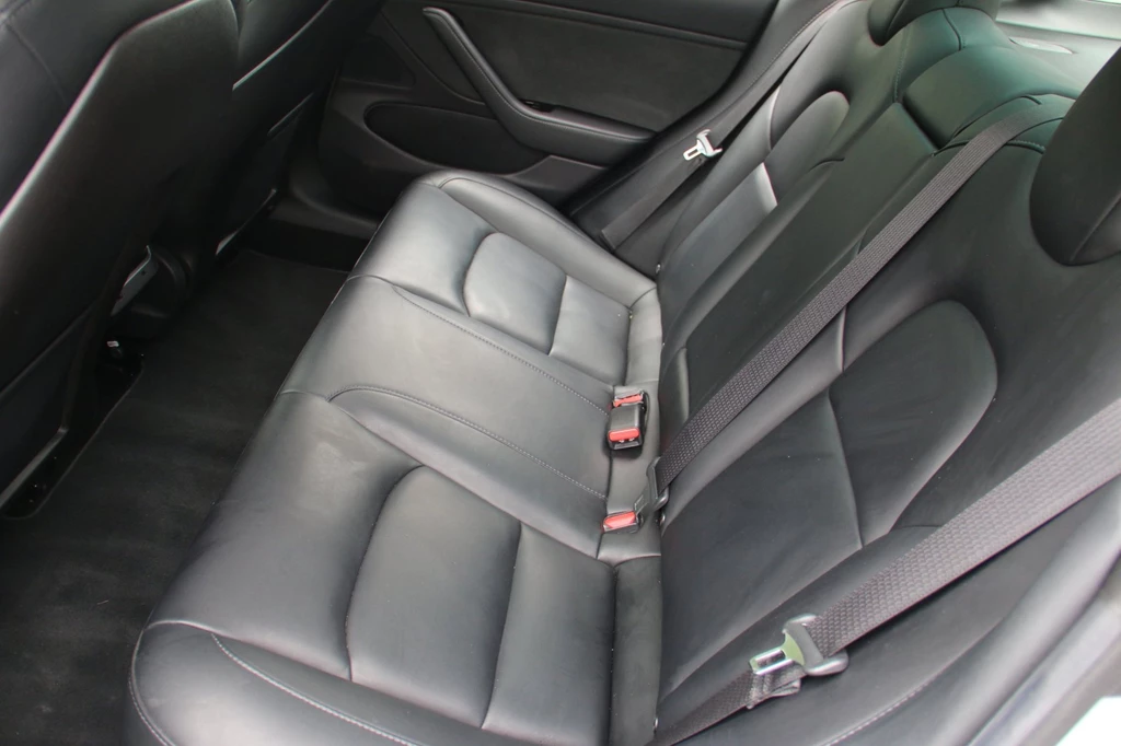 Tesla Model 3 – foto 10