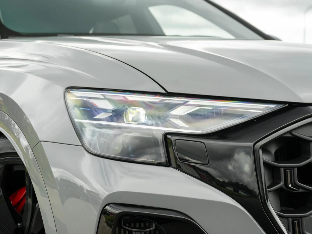 Audi Q8 – foto 17
