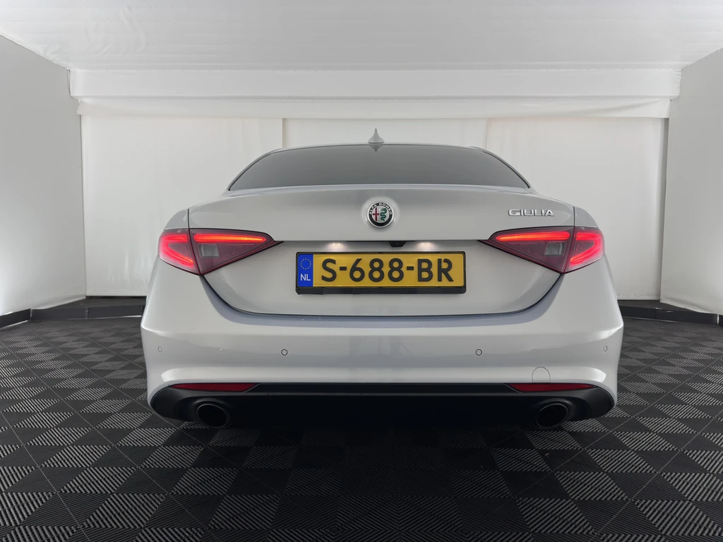 Alfa Romeo Giulia – foto 3
