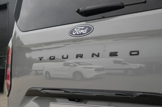Ford Tourneo Custom – thumbnail 11