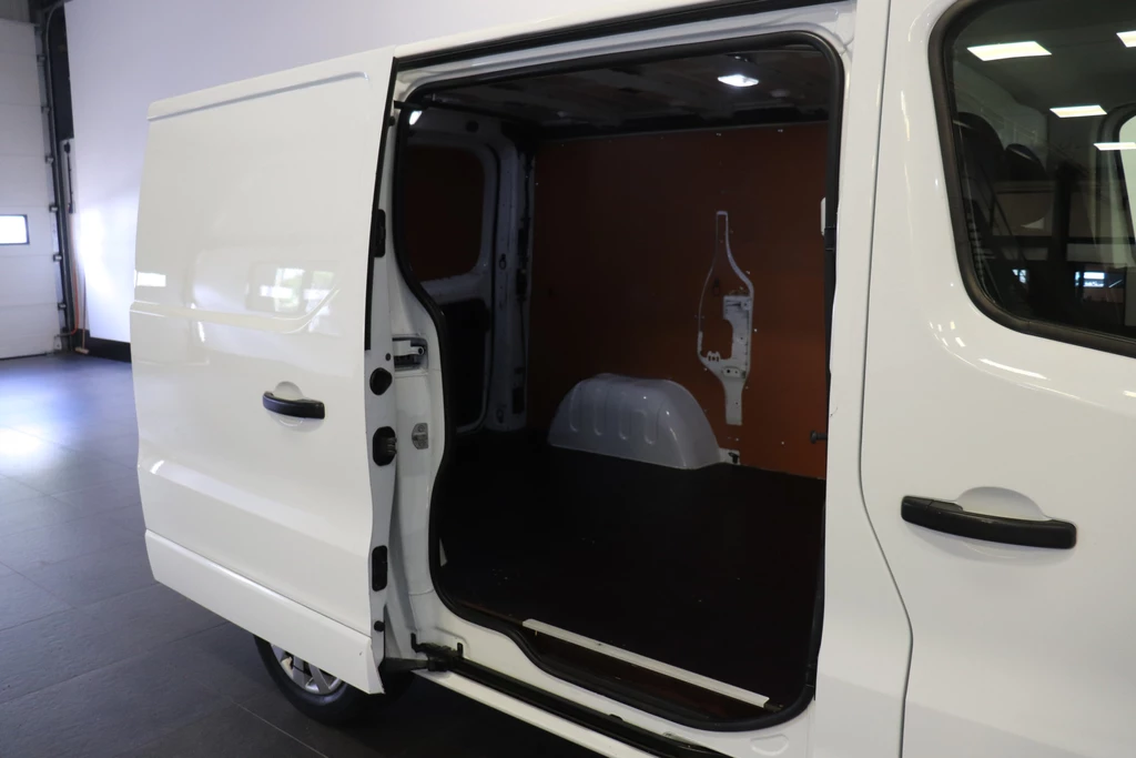 Opel Vivaro – foto 11