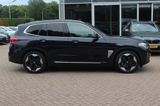 BMW iX3 – thumbnail 5