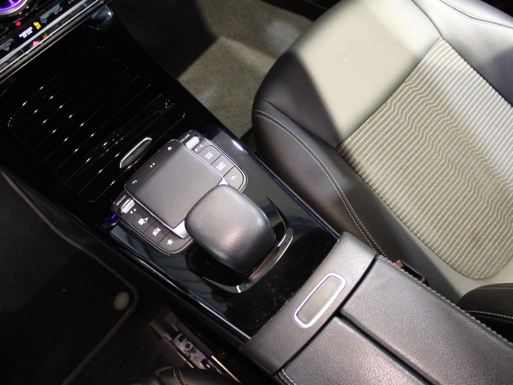 Mercedes-Benz CLA – foto 13