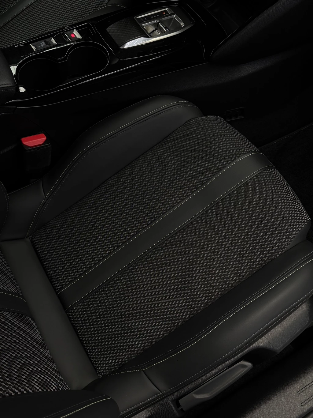 Peugeot 208 – foto 39