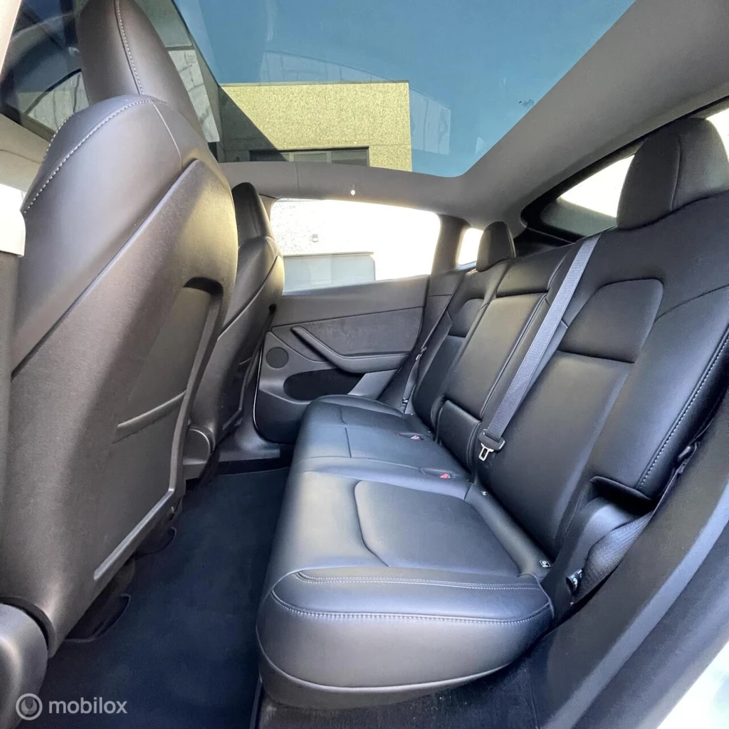 Tesla Model Y – foto 10