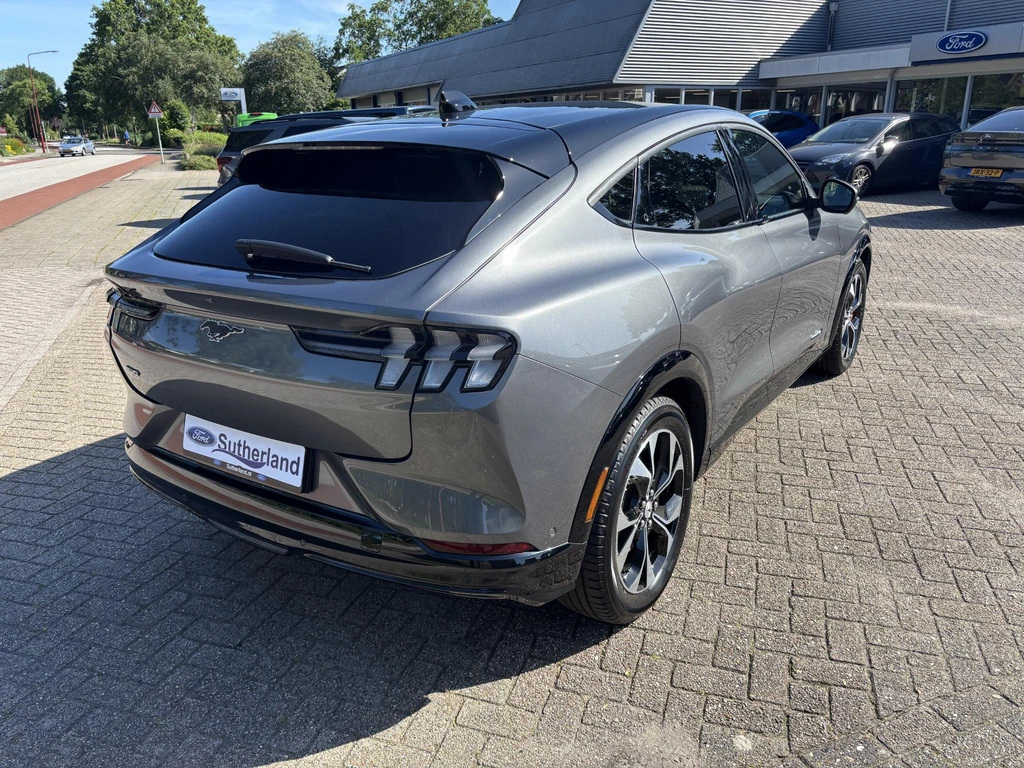 Ford Mustang Mach-E – foto 4