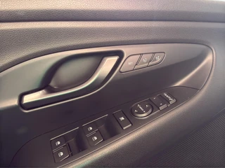 Hyundai i30 – thumbnail 11