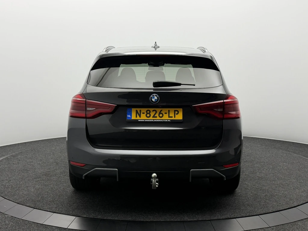 BMW iX3 – foto 3