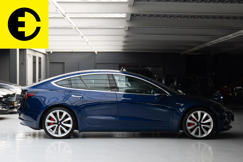 Tesla Model 3 – foto 9