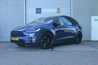 Tesla Model X – thumbnail 1