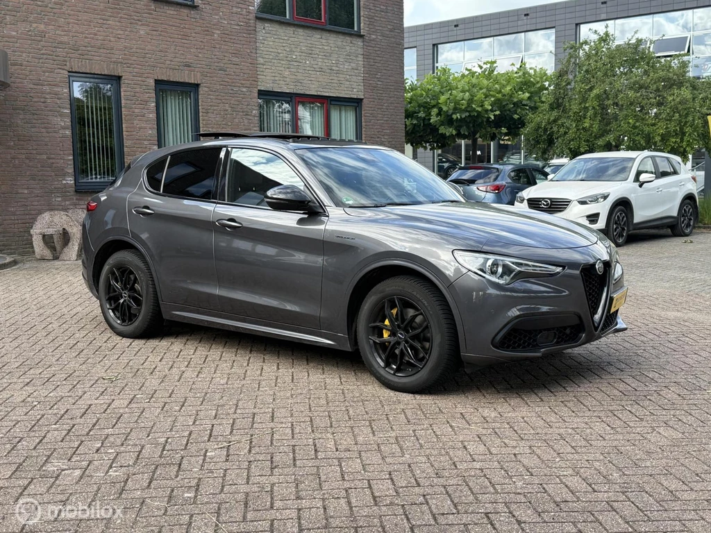 Alfa Romeo Stelvio – foto 5