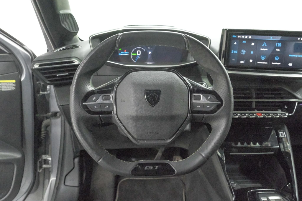 Peugeot e-208 – foto 35