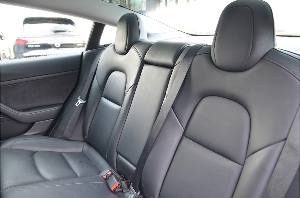 Tesla Model 3 – foto 13