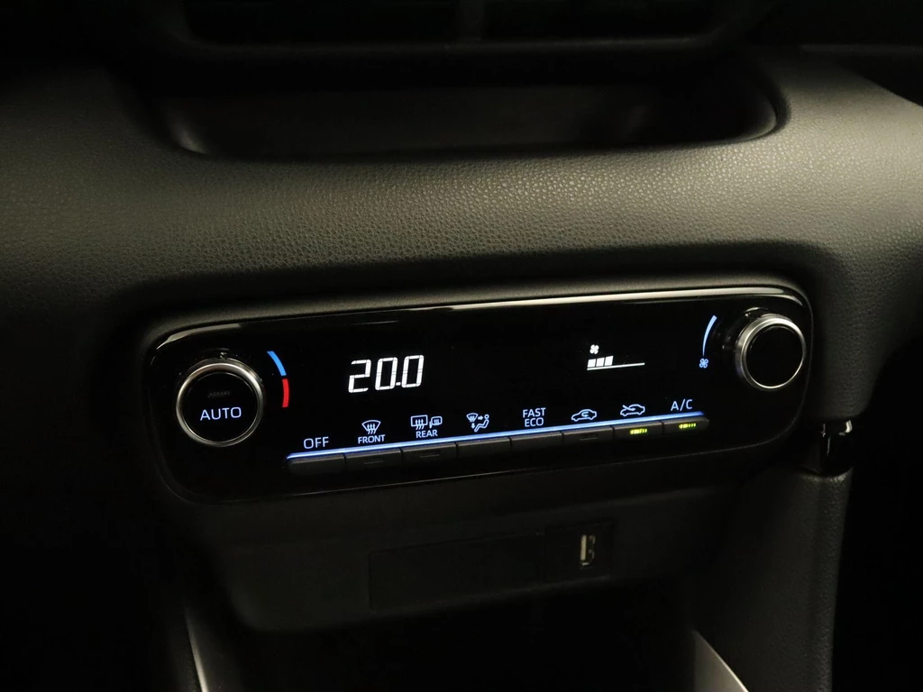 Toyota Yaris – foto 29