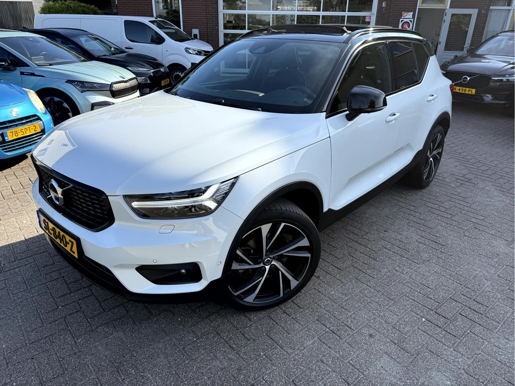 Volvo XC40 – foto 2