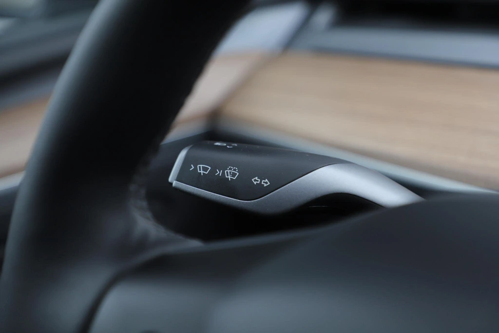 Tesla Model Y – foto 15