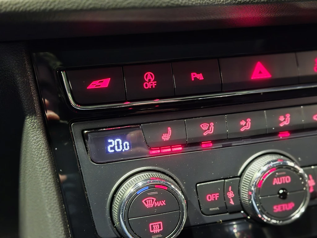 SEAT Leon – foto 36
