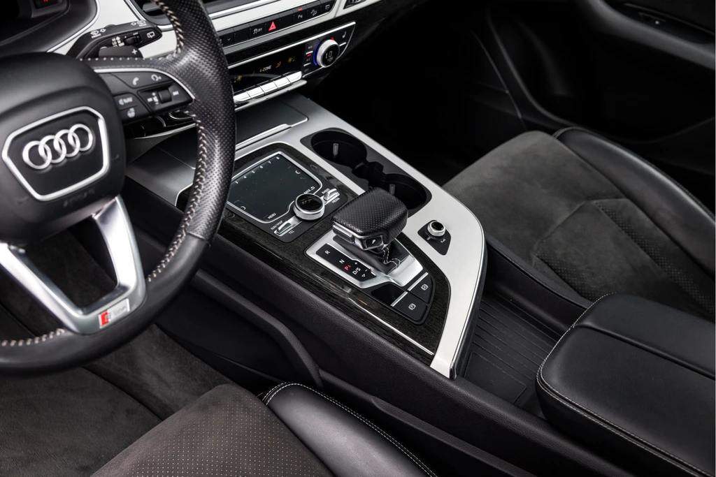 Audi Q7 – foto 44