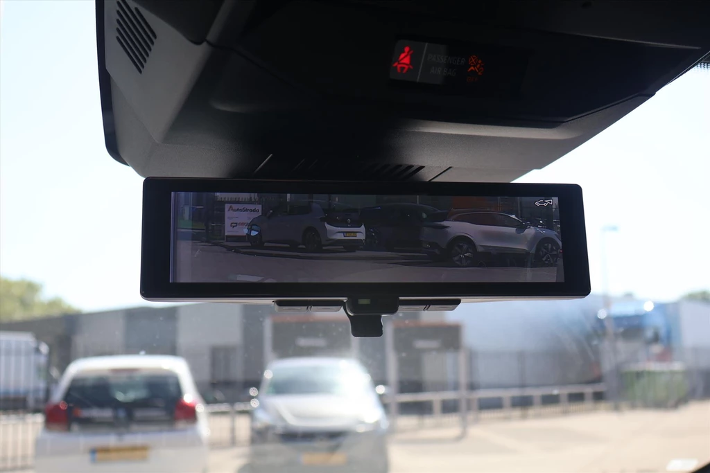 Renault Megane E-Tech – foto 10