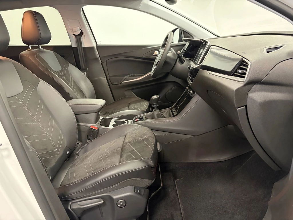 Opel Grandland – foto 33
