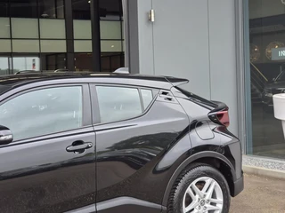 Toyota C-HR – thumbnail 6
