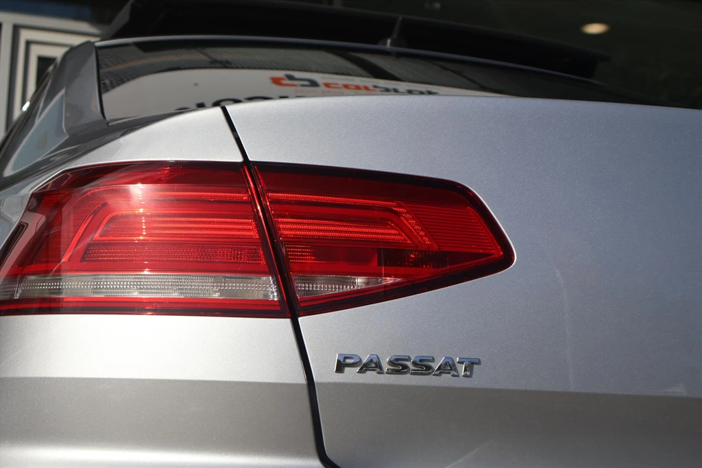 Volkswagen Passat – foto 17