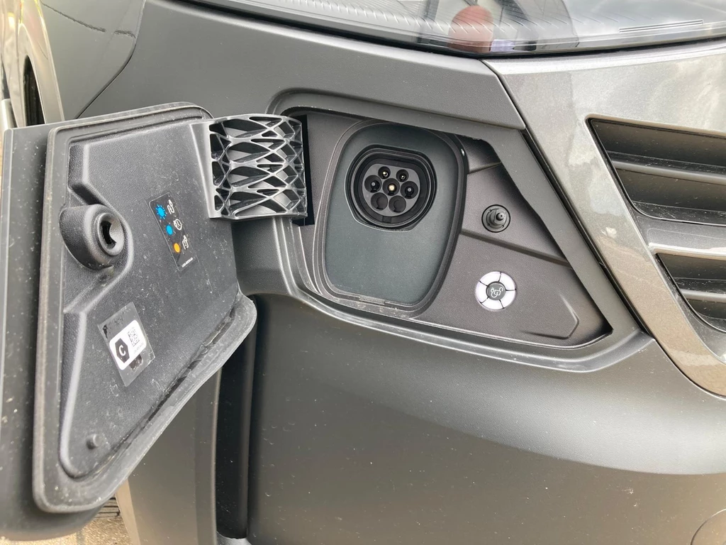 Volkswagen Transporter – foto 10