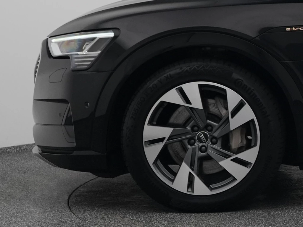 Audi e-tron – foto 32