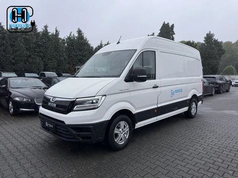 MAN eTGE Basis 36 kWh L3 H3 (2-Fase) {Soh-86%} Aut. *HEATPUMP | NAVI-FULLMAP | AIRCO | CRUISE | CAMERA | HEATED-ERGO-SEATS | PDC | DAB | WIFI | FULL-LED | CCS-FASTLOADER | 18"ALU*