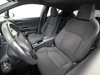 Toyota C-HR – thumbnail 15