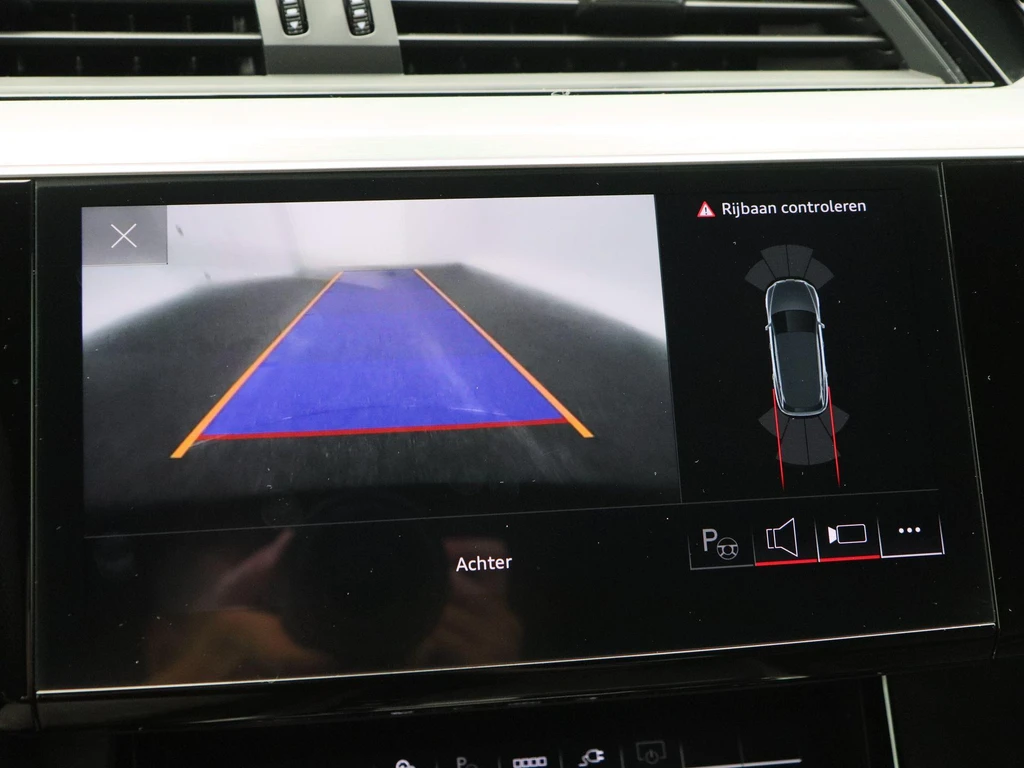 Audi Q8 e-tron – foto 40
