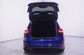 Ford Focus – thumbnail 16