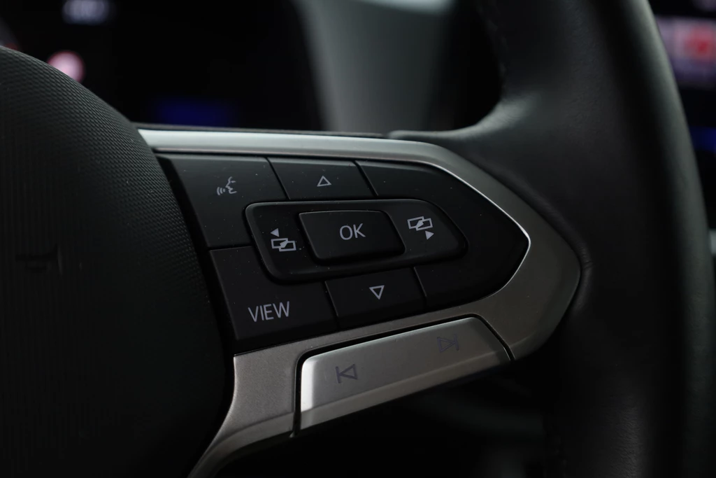 Volkswagen T-Roc – foto 13