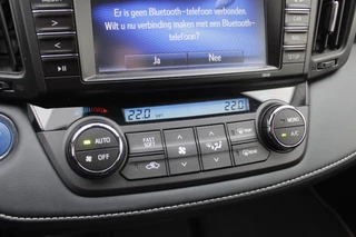 Toyota RAV4 – thumbnail 25