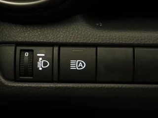 Toyota C-HR – thumbnail 19