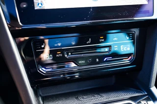 Volkswagen Passat – thumbnail 38