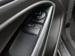 Ford Transit Connect – thumbnail 34