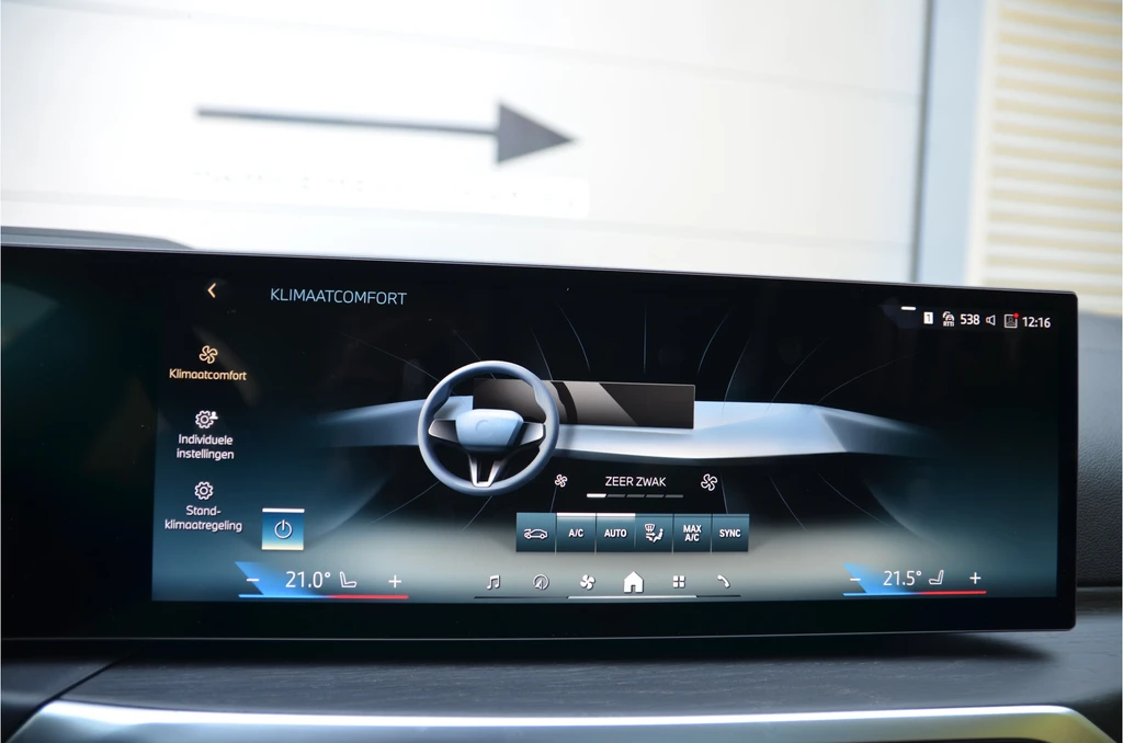 BMW i4 – foto 26