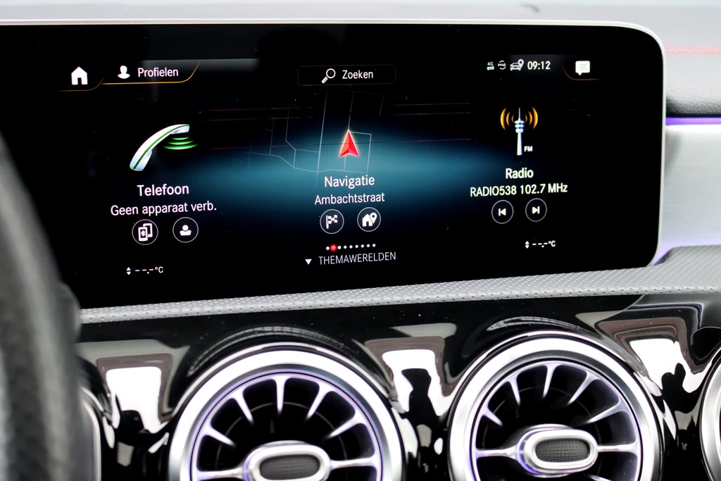 Mercedes-Benz CLA – foto 32