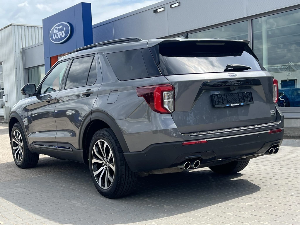 Ford Explorer – foto 2