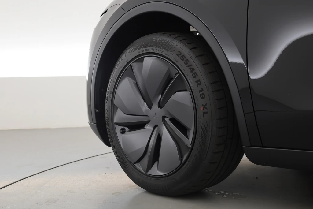 Tesla Model Y – foto 51