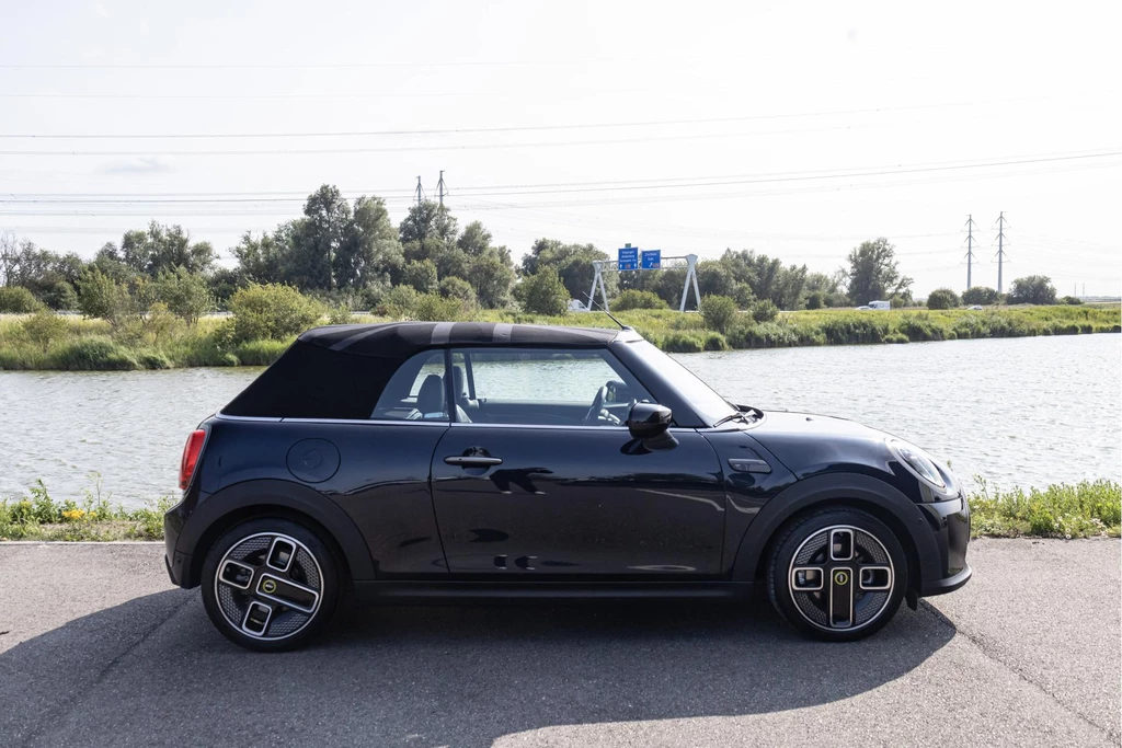 MINI Cabrio – foto 16