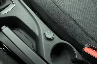 Peugeot 208 – thumbnail 26