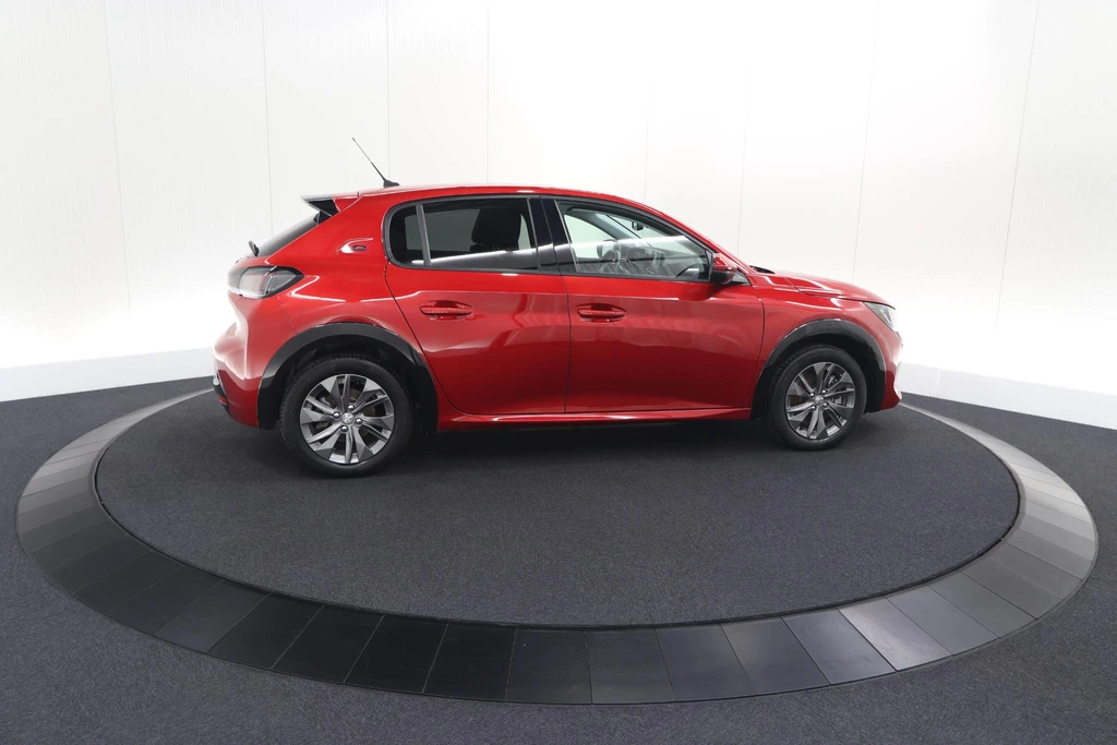 Peugeot e-208 – foto 12