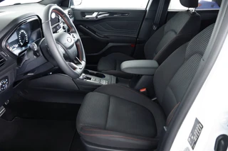 Ford Focus – thumbnail 12