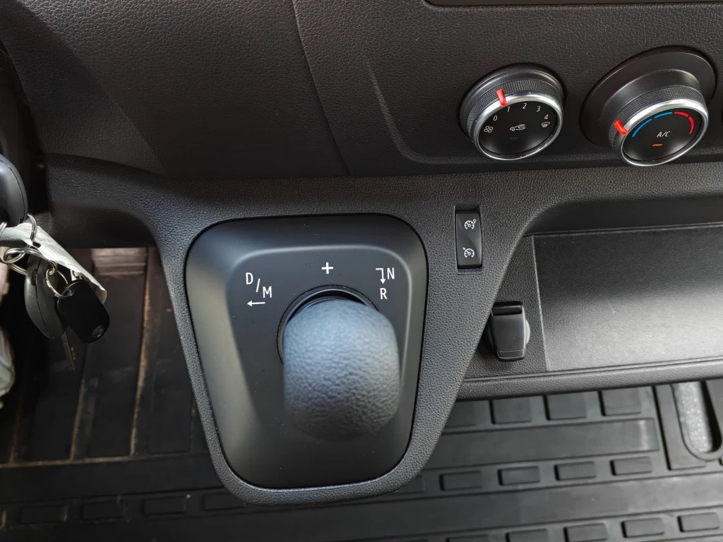 Nissan Interstar – foto 23