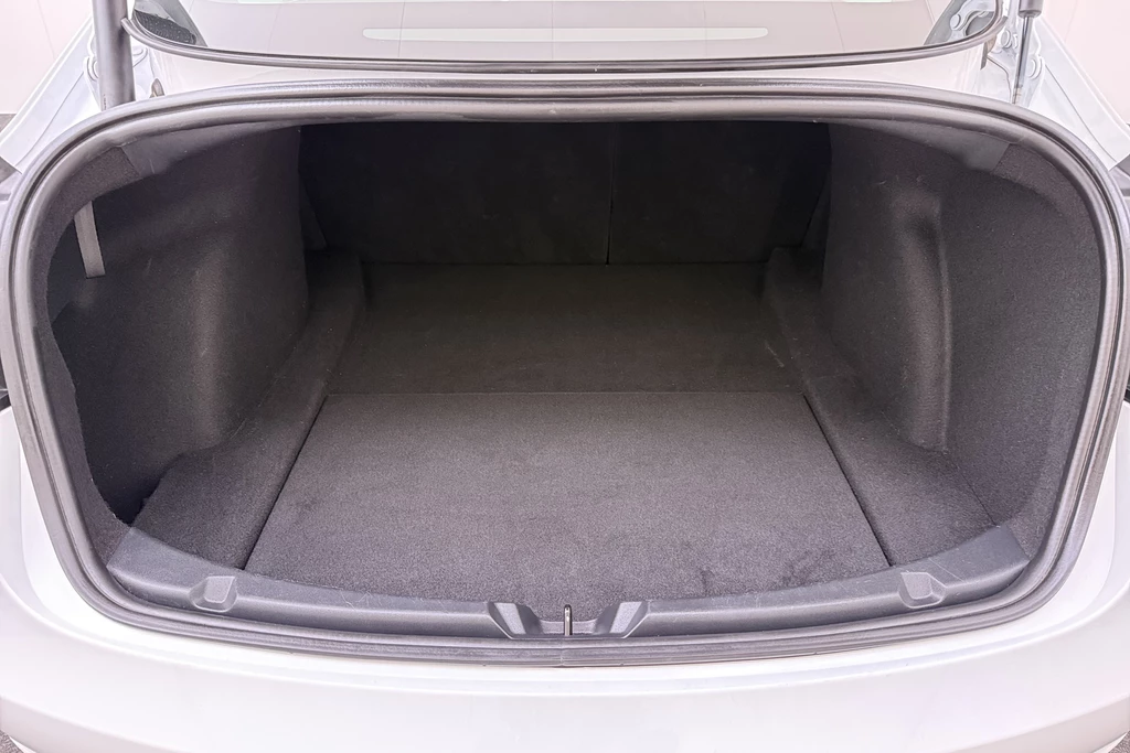Tesla Model 3 – foto 14