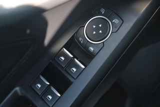 Ford Focus – thumbnail 12