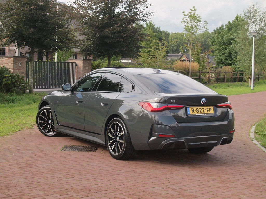 BMW i4 – foto 3