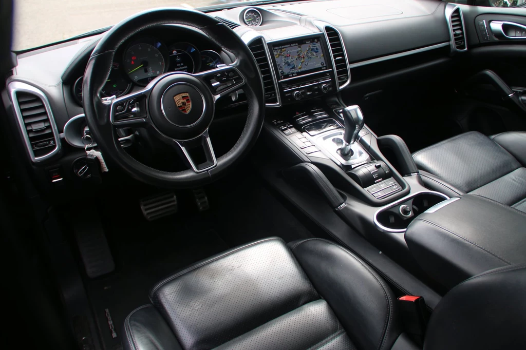Porsche Cayenne – foto 9